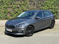 Neu Skoda 105 95 PS (69 kW) 2026 Grau Limousine