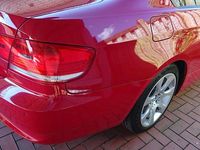 Gebraucht BMW 320 Comfort Edition 170 PS (125 kW) 2008 Rot Coupé