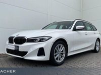 Gebraucht BMW 318 Comfort Edition 156 PS (114 kW) 2025 Weiß Limousine