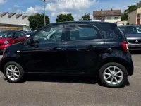 Gebraucht Smart ForFour 71 PS (52 kW) 2018 Schwarz Kleinwagen