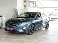 Gebraucht Ford Focus Cool & Connect 125 PS (91 kW) 2020 Chromablau Limousine