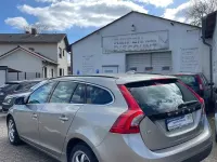 Gebraucht Volvo V60 Momentum 163 PS (119 kW) 2010 Silber Kombi
