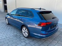 Second-hand VW Golf VIII Style 150 CP (110 kW) 2025 Albastru Berlinǎ