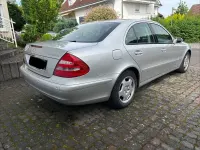 Gebraucht Mercedes E200 Classic 163 PS (119 kW) 2003 Silber Limousine