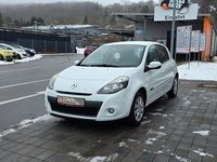 Gebraucht Renault Clio III 103 PS (75 kW) 2012 Weiß Limousine