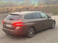 Gebraucht Peugeot 308 SW 131 PS (96 kW) 2015 Braun Kombi