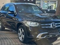 Second-hand Mercedes GLC300e 194 CP (142 kW) 2021 Negru SUV