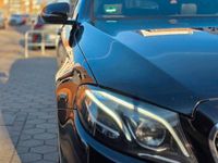 Gebraucht Mercedes E220 194 PS (142 kW) 2017 Schwarz Kombi