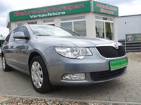 Gebraucht Skoda Superb 140 PS (102 kW) 2011 Grau metallic Kombi