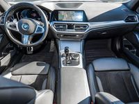 Gebraucht BMW 320e Performance 163 PS (119 kW) 2021 M portimao blau Kombi