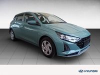 Gebraucht Hyundai i20 Select 101 PS (74 kW) 2025 Gruen Kleinwagen