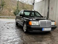 Gebraucht Mercedes 190 122 PS (89 kW) 1990 Grau Limousine