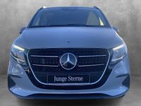 Gebraucht Mercedes V300 Style 237 PS (174 kW) 2025 Alpingrau Van / Kleinbus