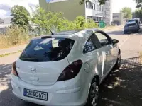 Gebraucht Opel Corsa Color Edition 80 PS (58 kW) 2009 Weiß Kleinwagen