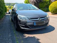 Gebraucht Opel Astra 116 PS (85 kW) 2015 Schwarz Kombi