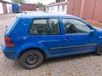 Gebraucht VW Golf IV 75 PS (55 kW) 2001 Blau Kleinwagen