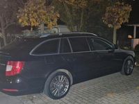 Gebraucht Skoda Superb Ambition 160 PS (117 kW) 2011 Schwarz Kombi