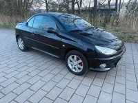 Gebraucht Peugeot 206 CC 109 PS (80 kW) 2003 Schwarz Cabrio