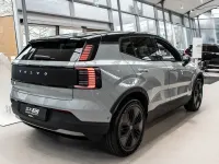 Neu Volvo EX30 CC Performance 314 kW (428 PS) 2026 Vapour grey uni SUV