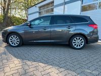 Second-hand Ford Focus Titanium 150 CP (110 kW) 2017 Gri Break
