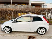 Gebraucht Ford Fiesta ST 150 PS (110 kW) 2007 Weiß Kleinwagen