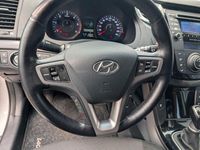 Gebraucht Hyundai i40 Trend 116 PS (85 kW) 2015 Weiß Limousine