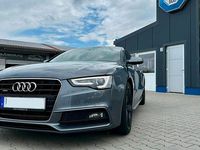 Gebraucht Audi A5 Comfort 245 PS (180 kW) 2016 Grau Coupé