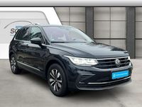 Gebraucht VW Tiguan Move 150 PS (110 kW) 2024 Schwarz deep black perleffekt metallic SUV