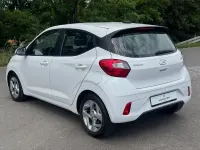 Gebraucht Hyundai i10 Trend 84 PS (61 kW) 2022 Weiß Kleinwagen