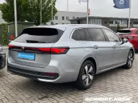 Gebraucht VW Passat Business 150 PS (110 kW) 2025 Silber Kombi