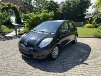 Gebraucht Daihatsu Charade 99 PS (72 kW) 2012 Schwarz Kleinwagen