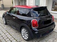 Gebraucht Mini Cooper 136 PS (100 kW) 2019 Schwarz Kleinwagen