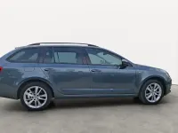 Gebraucht Skoda Octavia Clever 150 PS (110 kW) 2018 Grau Kombi