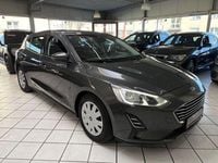 Gebraucht Ford Focus Trend 120 PS (88 kW) 2019 Grau Limousine