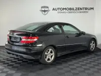 Używany Mercedes CLC200 184 KM (135 kW) 2011 Czarny Hatchback