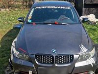 Gebraucht BMW 320 177 PS (130 kW) 2007 Grau Limousine