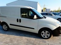 Gebraucht Opel Combo 95 PS (69 kW) 2018 Polarweiss Van / Kleinbus