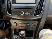 Gebraucht Ford Focus Titanium 120 PS (88 kW) 2016 Grau Kombi