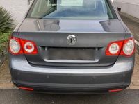 gebraucht VW Jetta V 1.6 Benzin Comfortline