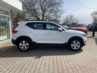 gebraucht Volvo XC40 Momentum Core 2WD