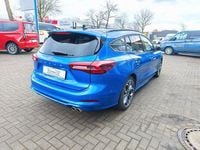Gebraucht Ford Focus ST-Line X 116 PS (85 kW) 2024 Desert island blue Kombi