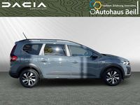 Neu Dacia Jogger Expression 101 PS (74 kW) 2026 Städtisches grau Van / Kleinbus