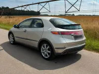Gebraucht Honda Civic 140 PS (102 kW) 2007 Gold Kleinwagen