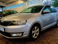 Gebraucht Skoda Rapid Ambition 105 PS (77 kW) 2014 Silber Kleinwagen