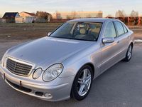 Gebraucht Mercedes E240 Classic 177 PS (130 kW) 2003 Silber Limousine