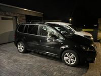 Gebraucht VW Touran Match 105 PS (77 kW) 2012 Schwarz Van / Kleinbus