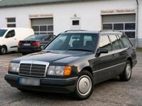 Gebraucht Mercedes E230 134 PS (98 kW) 1991 Andere farben Kombi