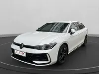 Gebraucht VW Passat R-line 193 PS (141 kW) 2025 Weiß Kombi