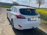 Gebraucht Hyundai i30 101 PS (74 kW) 2017 Weiß Kombi