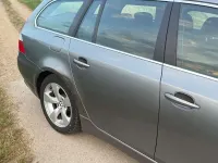 Gebraucht BMW 520 163 PS (119 kW) 2007 Grau Kombi